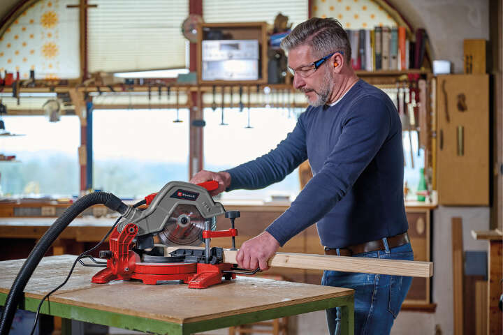 Einhell Kapp-Gehrungssäge TC-MS 216